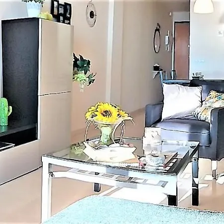 아파트 Casa Julia 카사레스